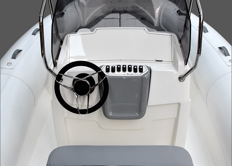 Driving console with windscreen, stainless steel handrail, dash panel 