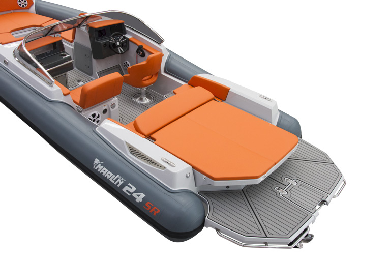 24SR - Marlin Boat